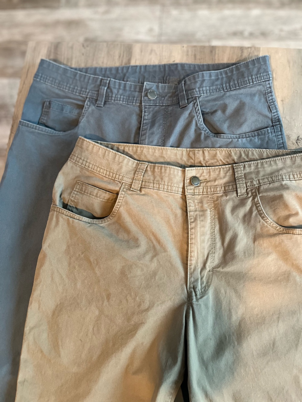 Columbia Men’s Rapid River Pants - Gray and Khaki bundle - Picture 7 of 9